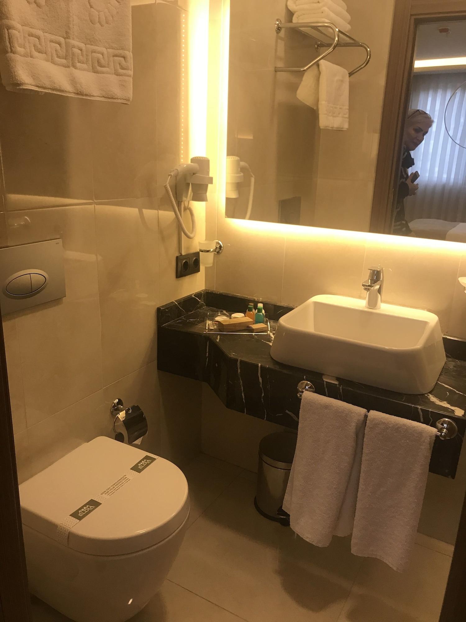 Taksim Time Hotel อิสตันบูล ภายนอก รูปภาพ